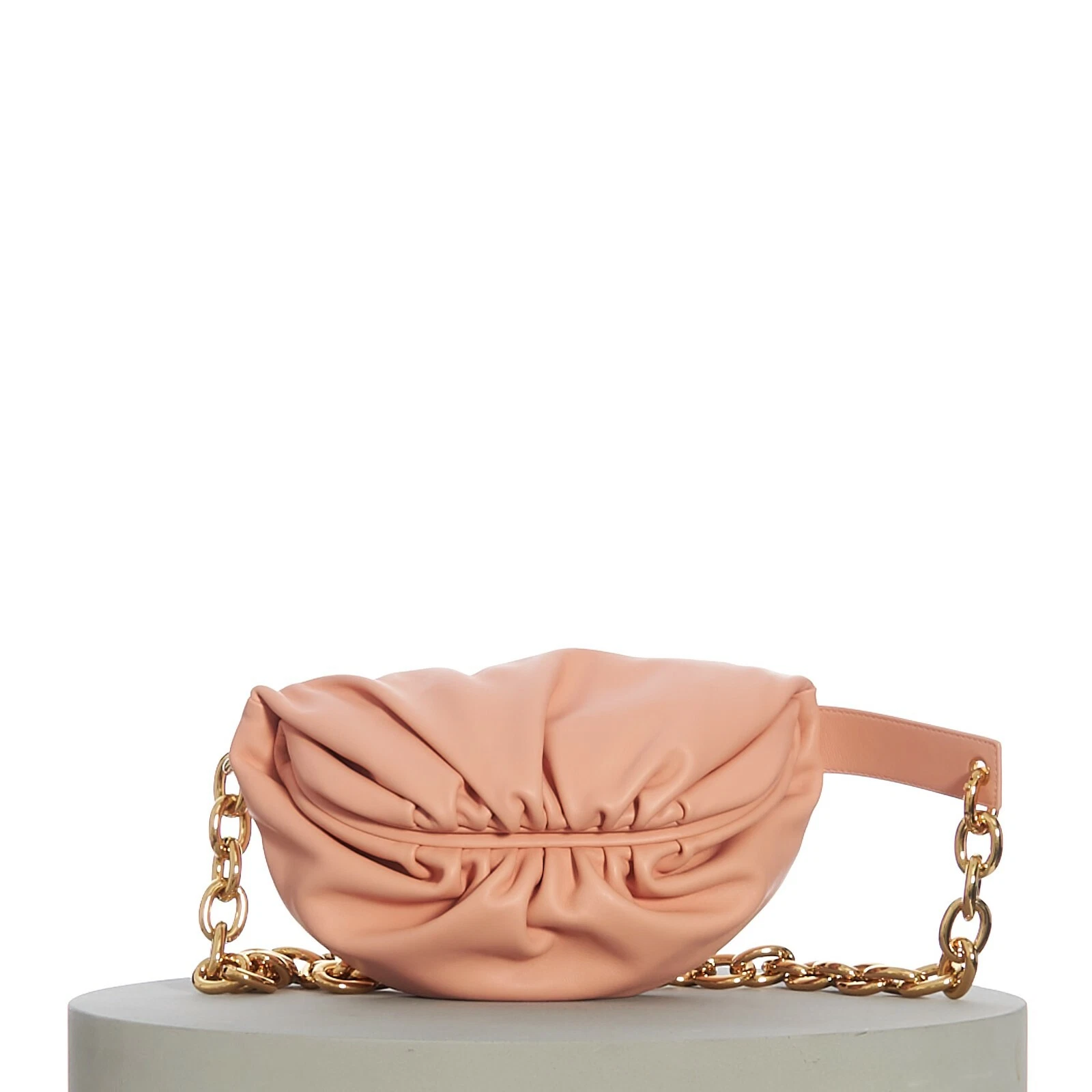 BOTTEGA VENETA 2160$ Peach Leather 'The Belt' Pouch - Chunky Chain Strap