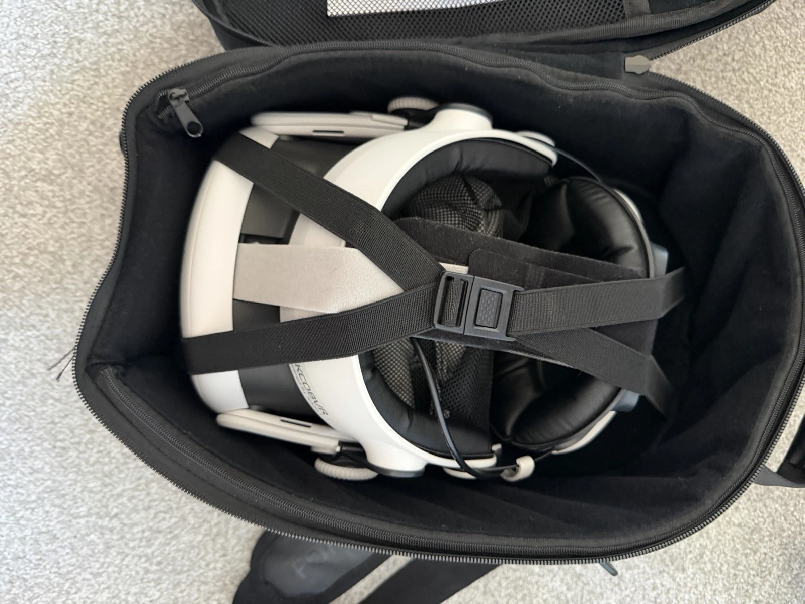 Meta quest 3 and kkcobvr strap and battery, in the carry bag thumbnail 4