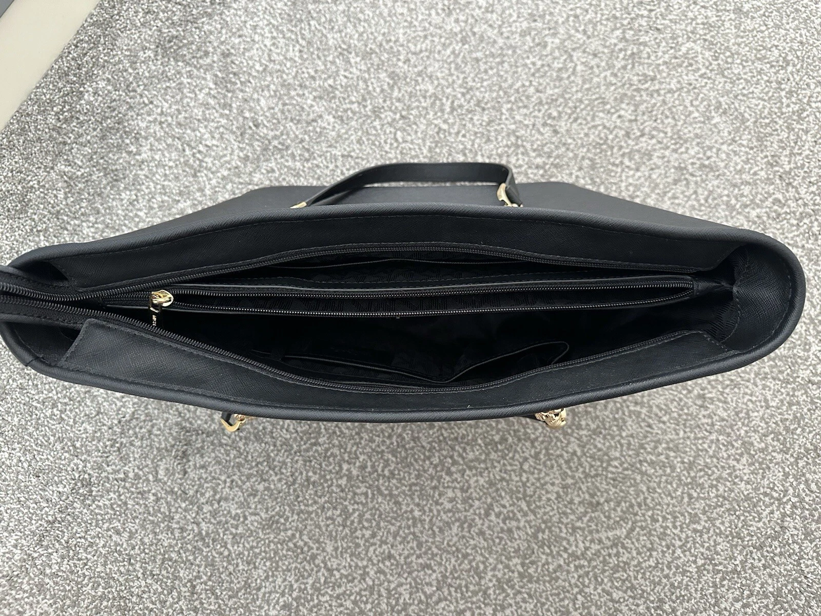 Michael Kors Leather Tote Bag thumbnail 4