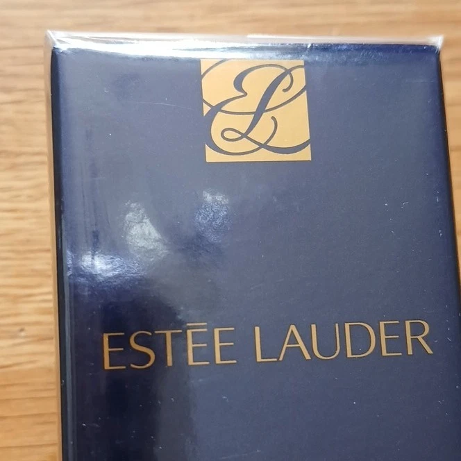 Estée Lauder Set + Refresh Perfecting Makeup Mist, Clear, 116 ml thumbnail 5