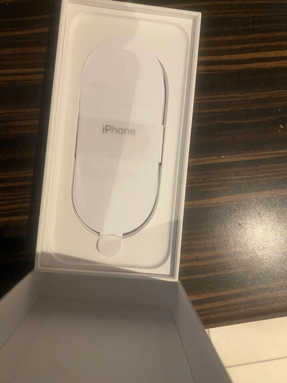 Apple iPhone 17 Pro Max 256GB Silver 6.9in 48MP 8GB USB-C A3526 Unlocked thumbnail 2