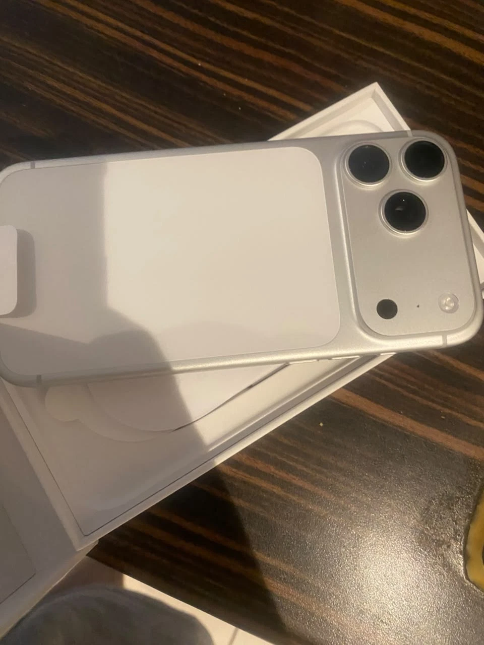 Apple iPhone 17 Pro Max 256GB Silver 6.9in 48MP 8GB USB-C A3526 Unlocked thumbnail 7