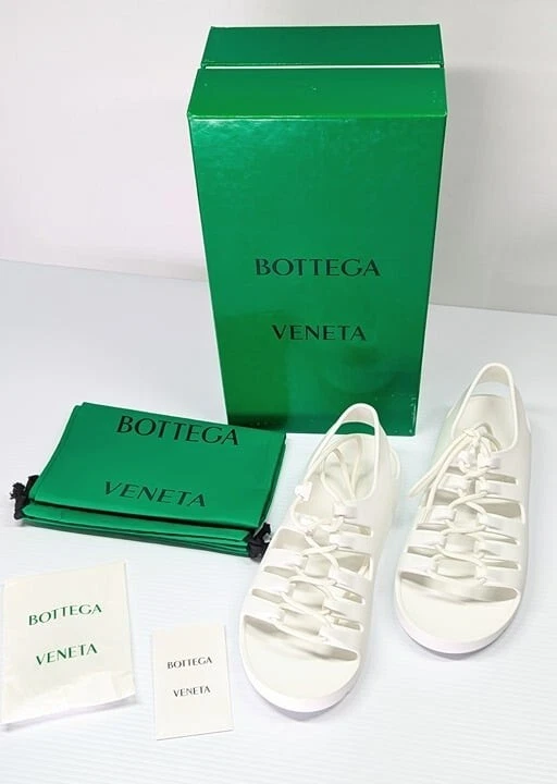 Bottega Veneta Women's White Jelly Lace Up Sandals Size 39 EU (MSRP $490) thumbnail 3