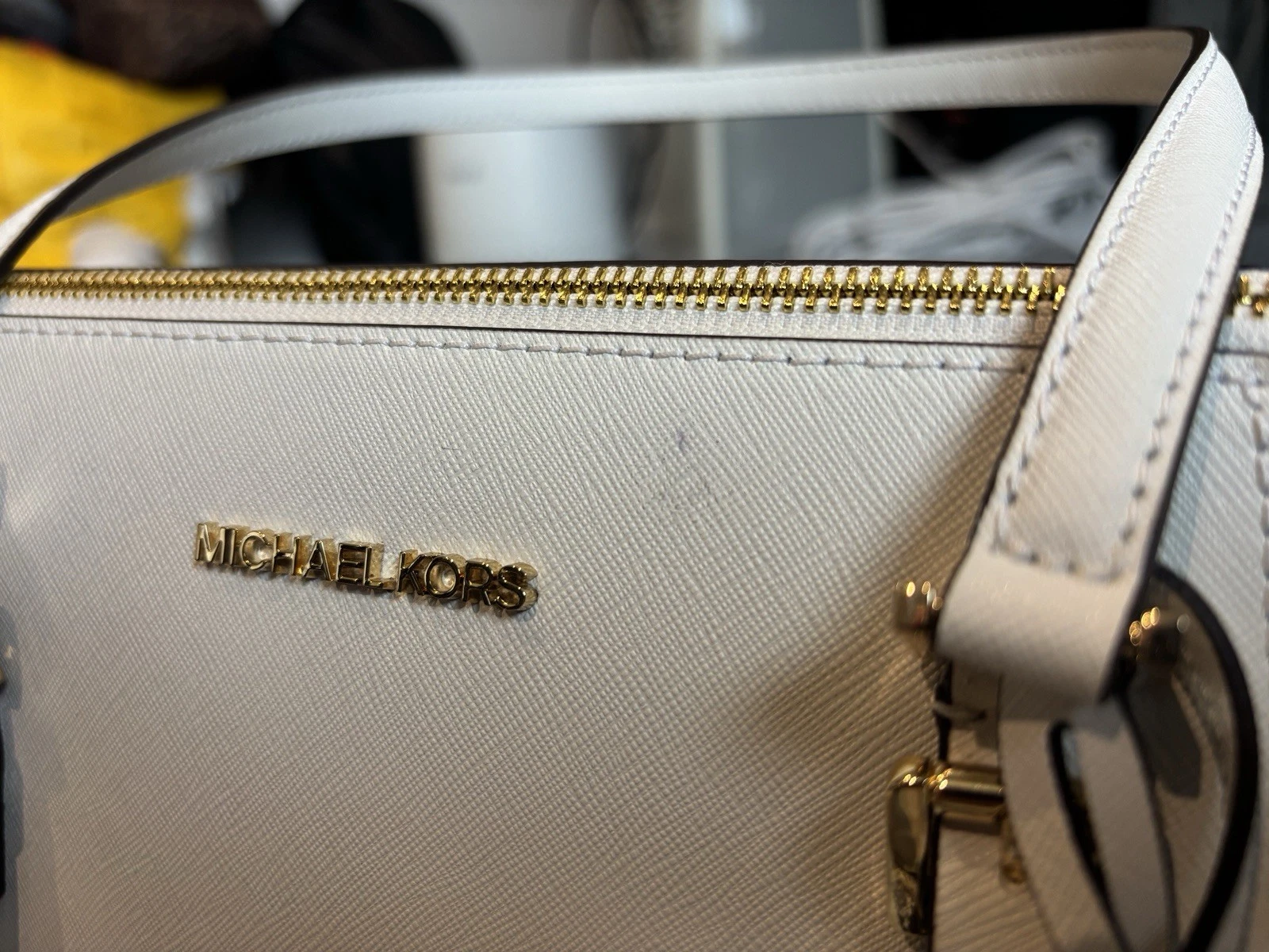 Michael Kors Large White Saffiano Leather Top-Zip Tote Bag thumbnail 5