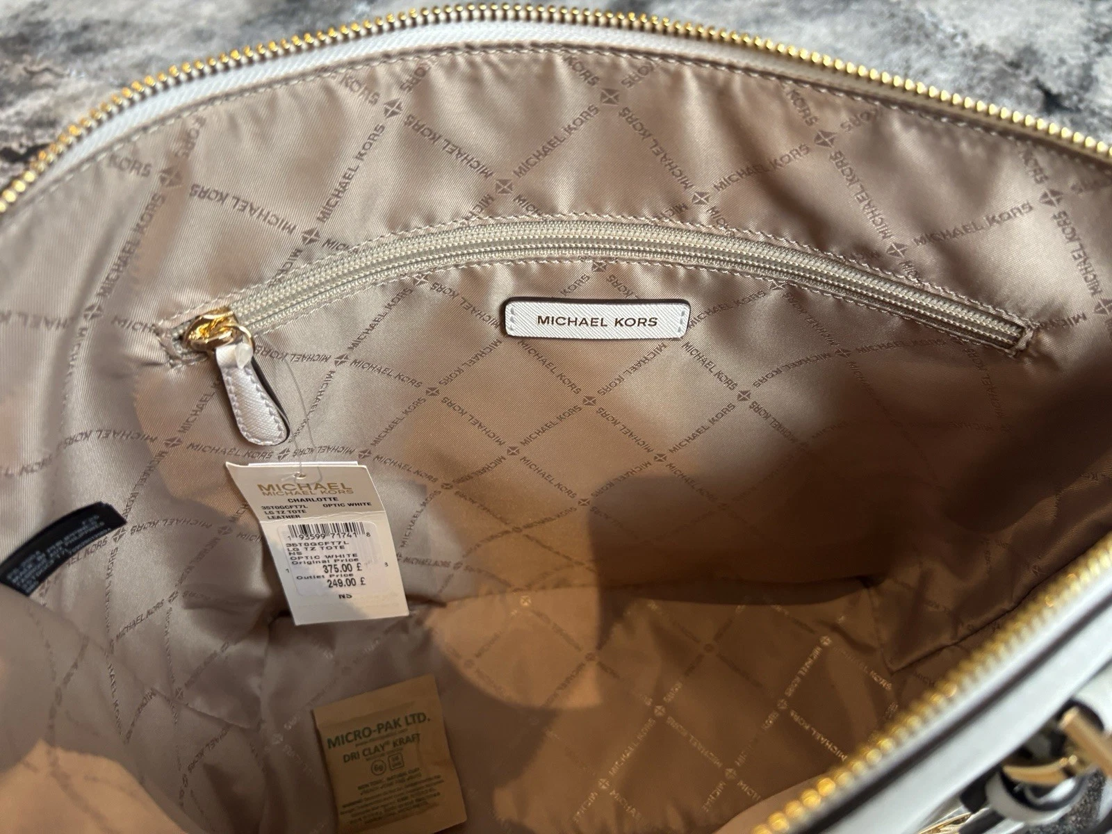 Michael Kors Large White Saffiano Leather Top-Zip Tote Bag thumbnail 6