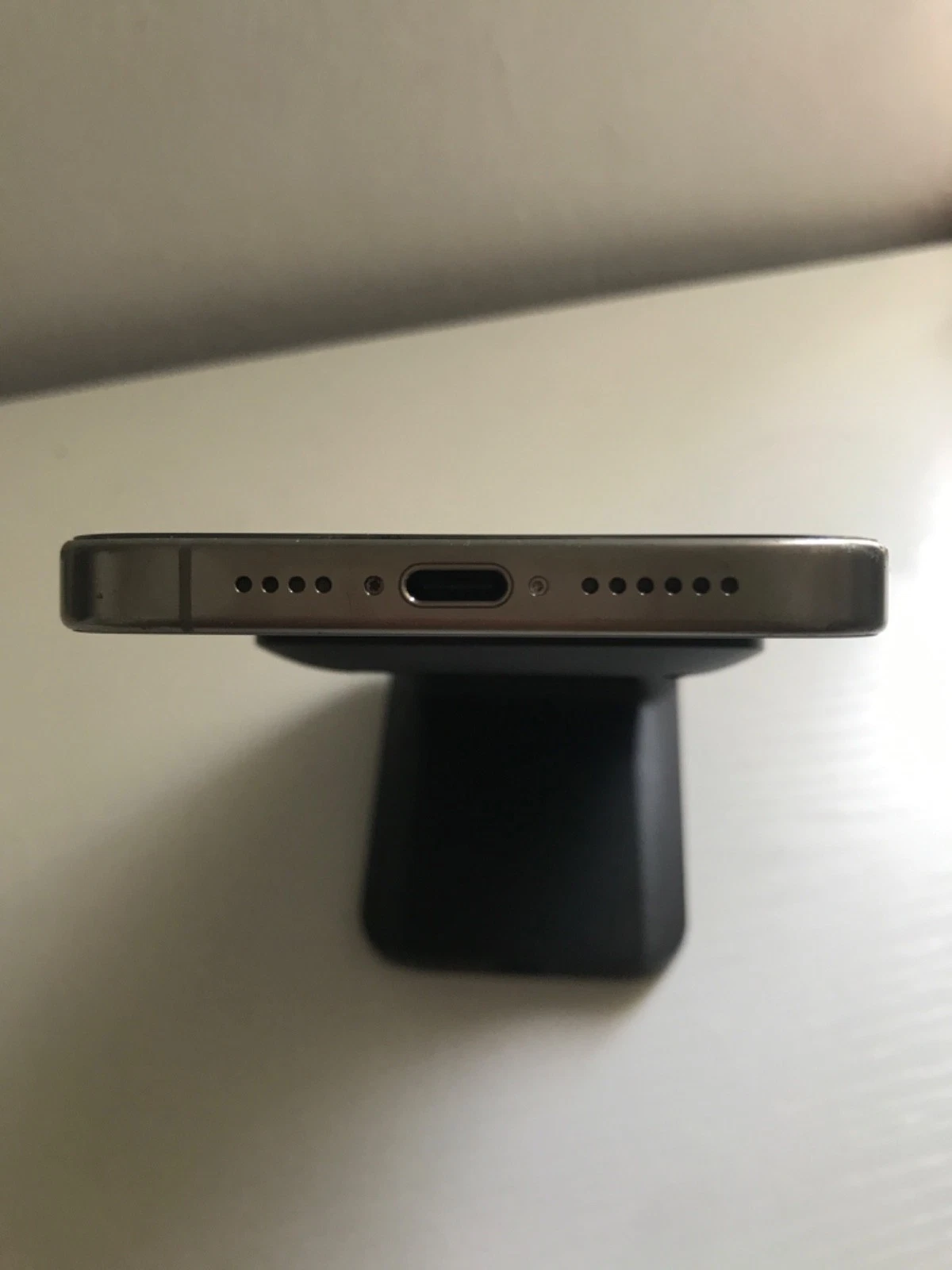 Apple iPhone 15 Pro Max - 256GB - Natural Titanium (Unlocked) - READ DESCRIPTION thumbnail 10