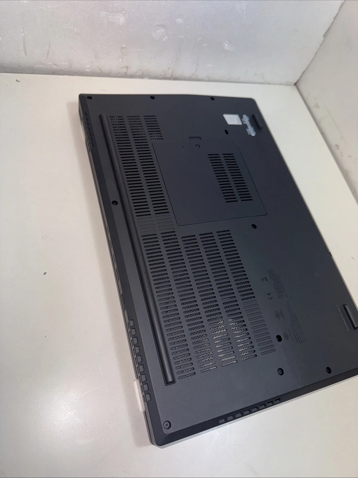 Lenovo ThinkPad P15 Gen 2 15.6 Full HD i7-11800H 64GB RAM 512 SSD NVIDIA T1200 thumbnail 6