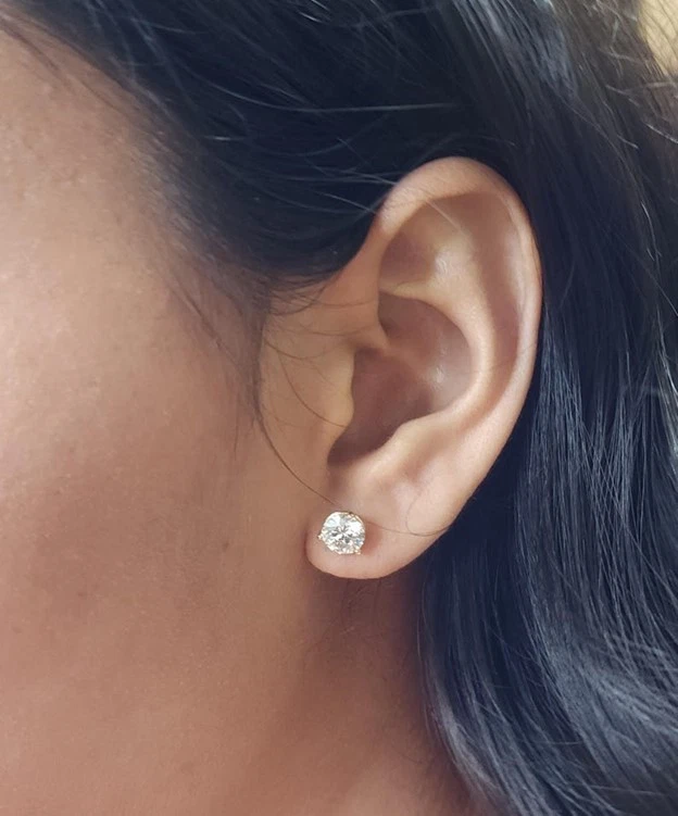 14Kt Gold 3 Prong Martini 7 Ct Lab Grown IGI Certified Studs Diamond Earrings