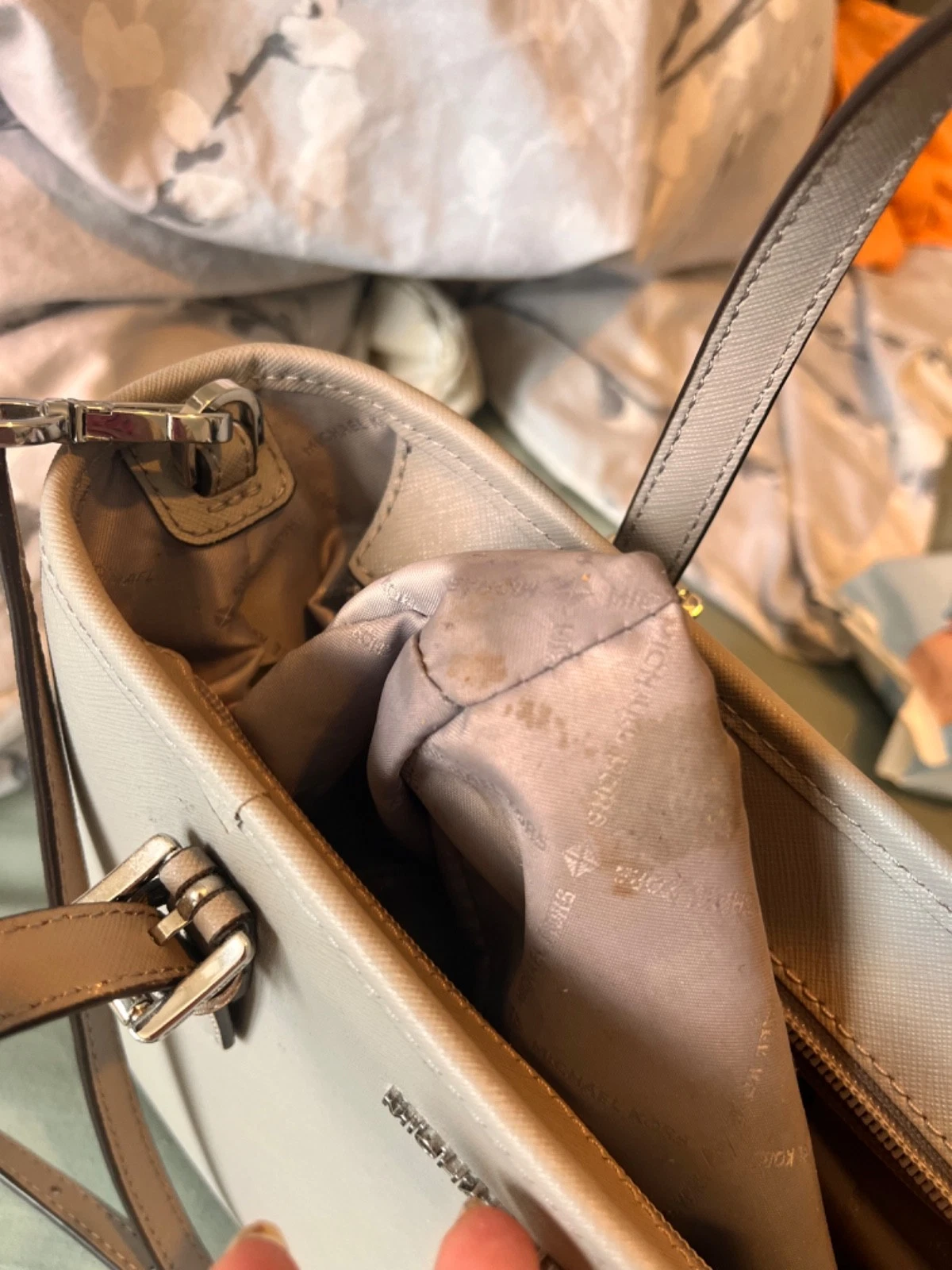 Michael Kors Jet Set Travel Extra Small Leather Top-Zip Tote Bag thumbnail 10