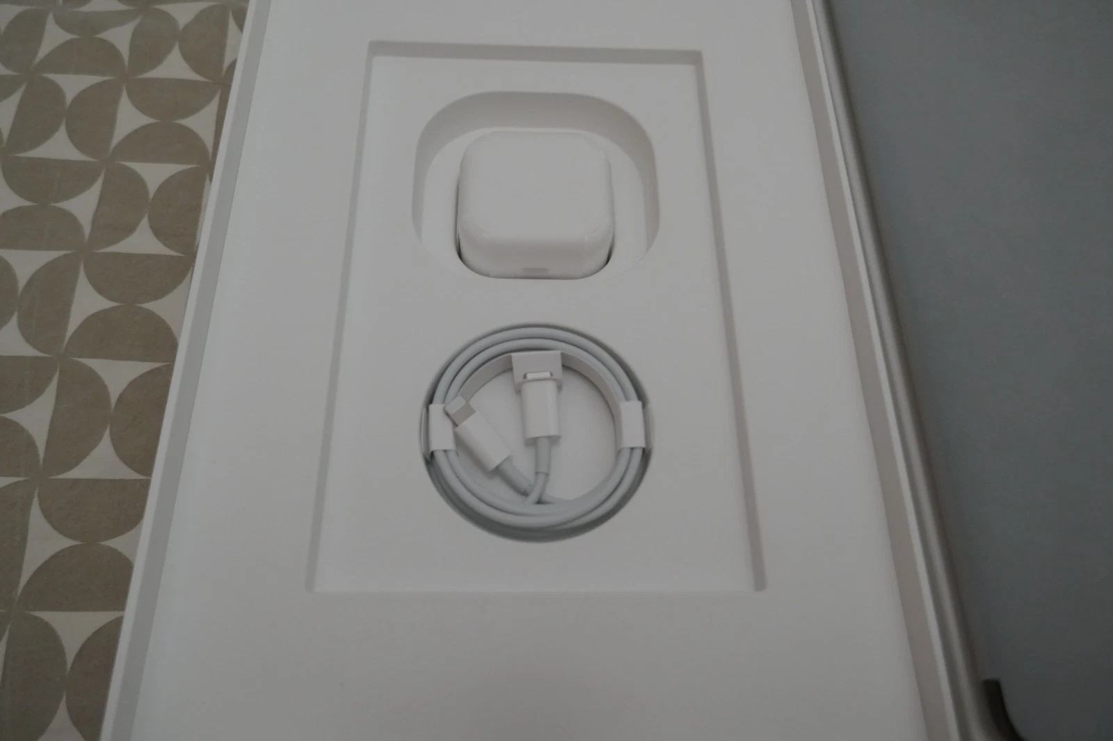 Apple iPad 9th Gen. 64GB, Wi-Fi, 10.2 in - Space Grey - Brand New thumbnail 11