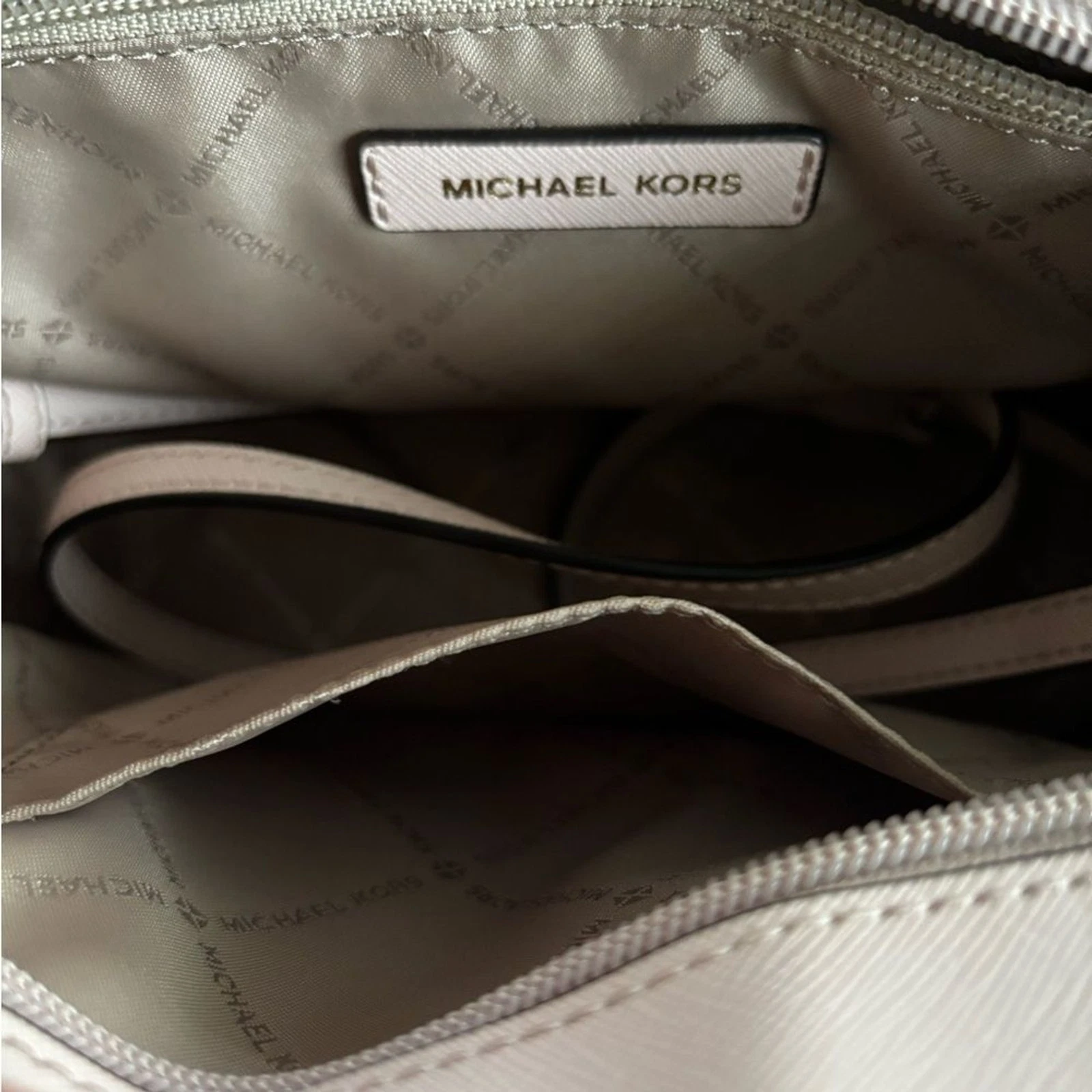 Michael Kors Jet Set Travel Extra-Small Logo Top-Zip Tote Bag thumbnail 2
