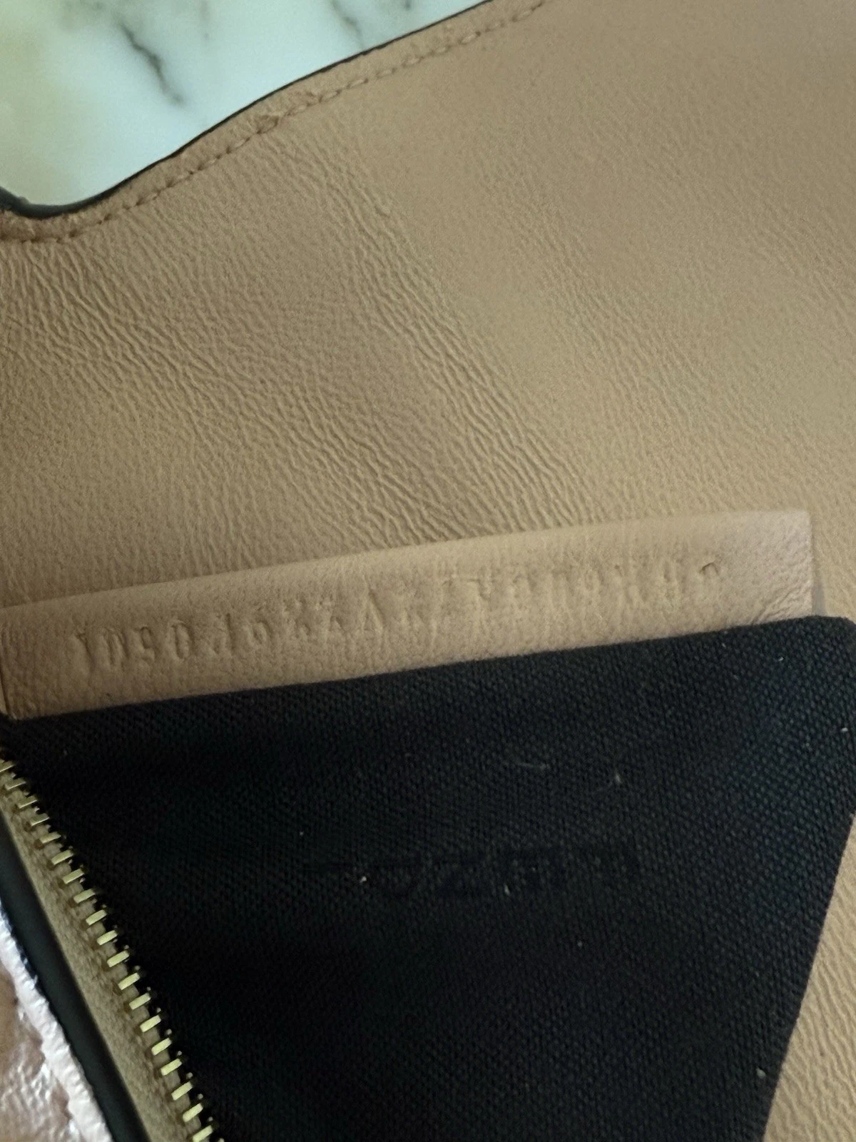 Authentic Elegant Fendi Baguette Shoulder Bag Crafted Pink - Leather thumbnail 11